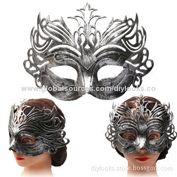 Nostalgic Crown Style Halloween Fancy Ball Mask, Silver Color